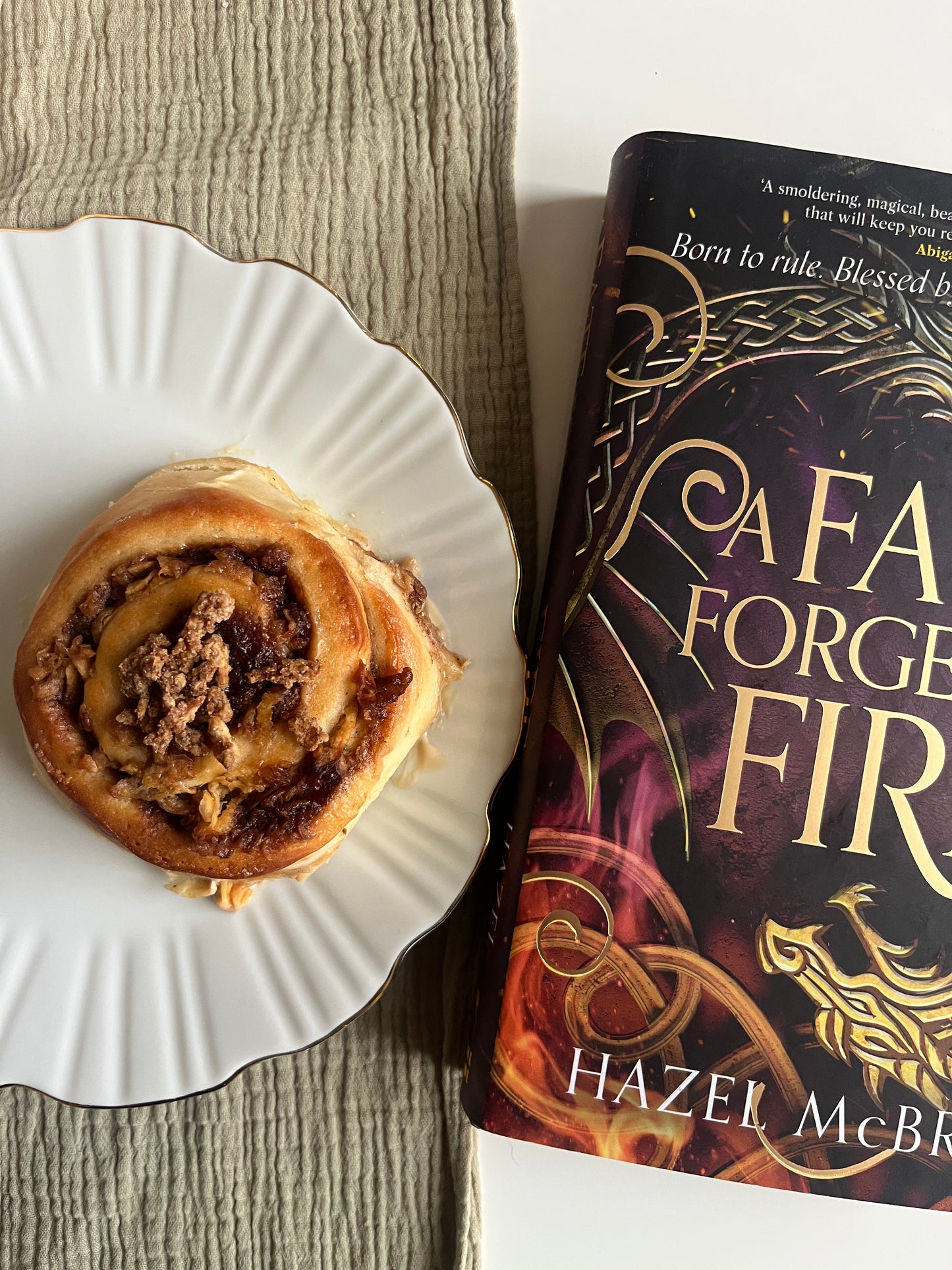 apple crumble broodje | homemade in haarlem