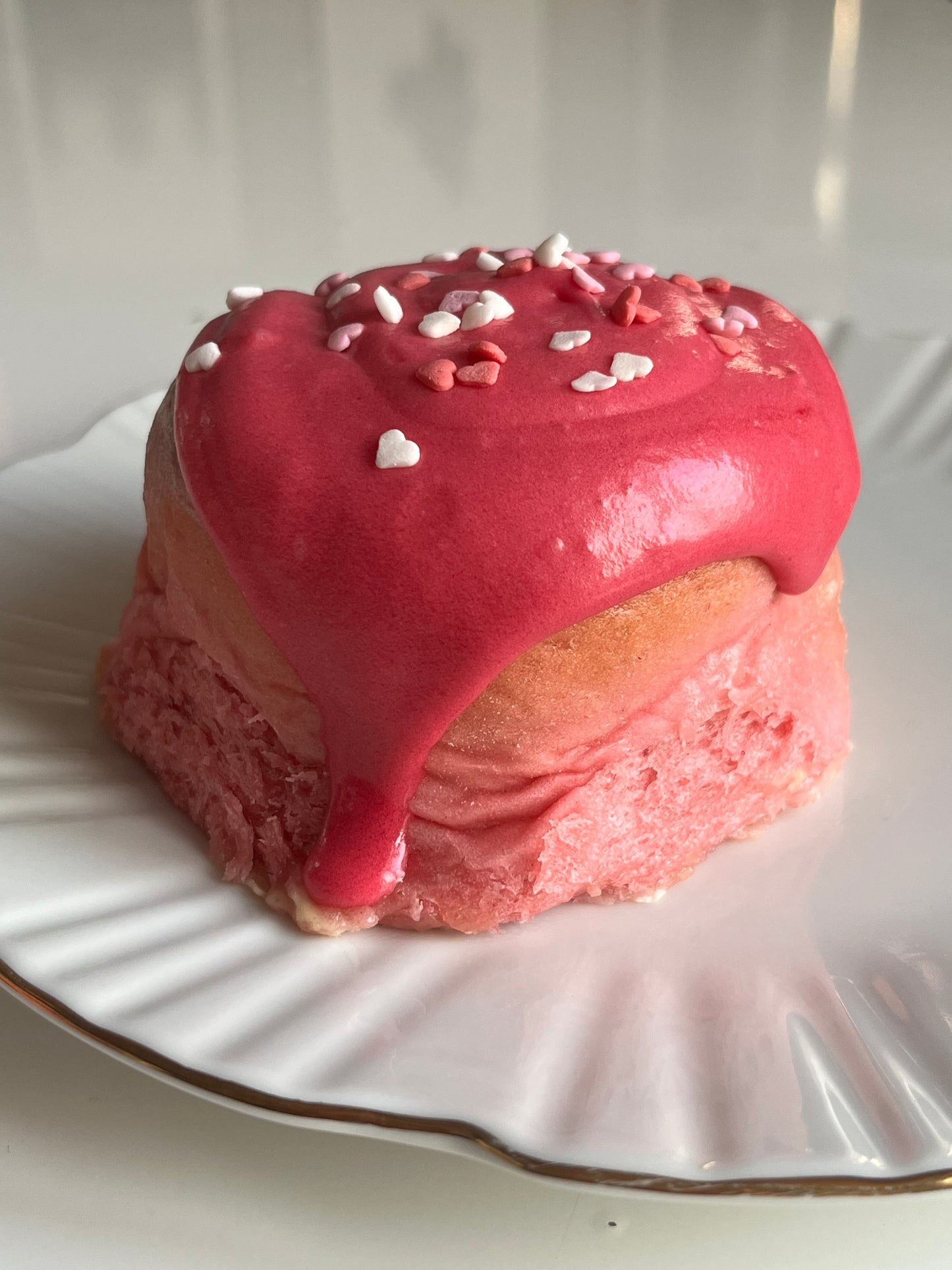 classic cinnamon roll (kaneelbroodje) | homemade in haarlem